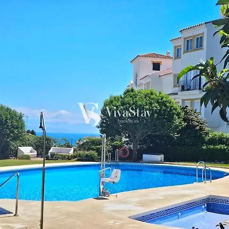 Feriehus Sea View Townhouse, Pool, Bbq & Workspace - Magnolia *